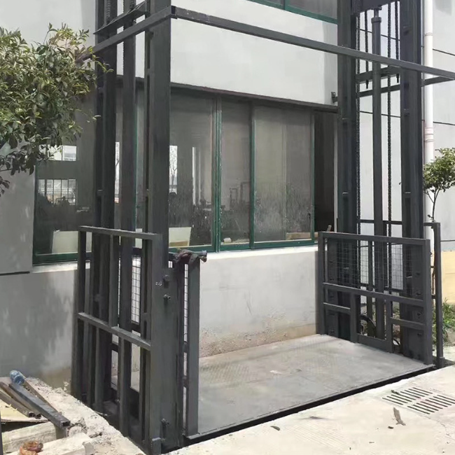 望谟5吨室外升降货梯